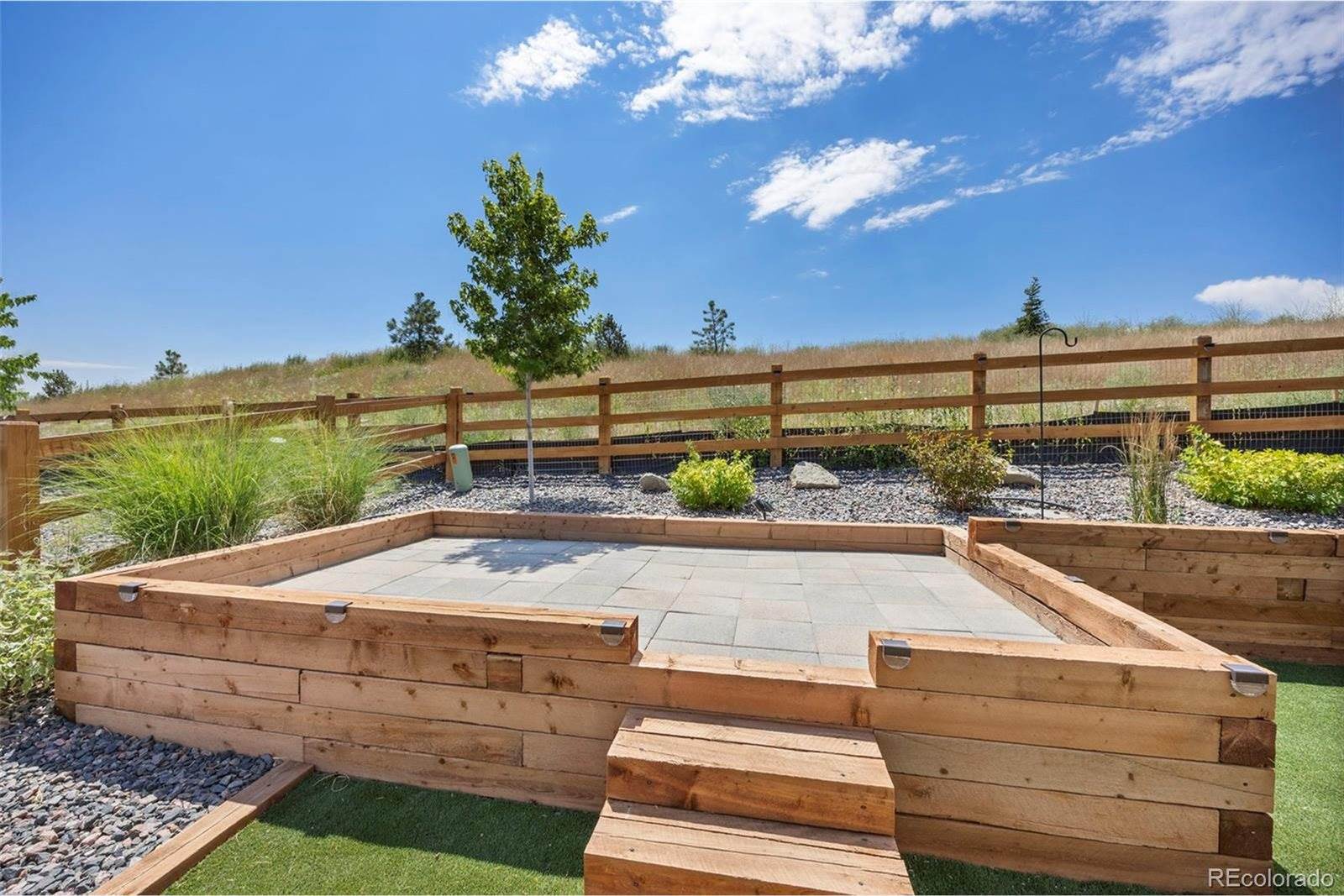 17412 West 93rd Pl, Arvada, CO 80007