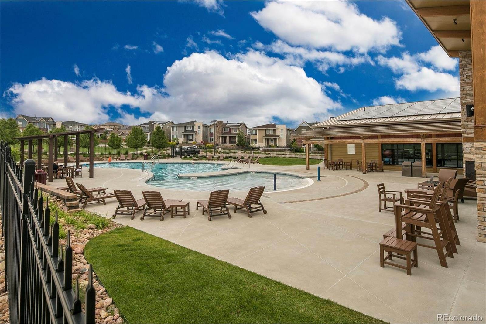 17412 West 93rd Pl, Arvada, CO 80007