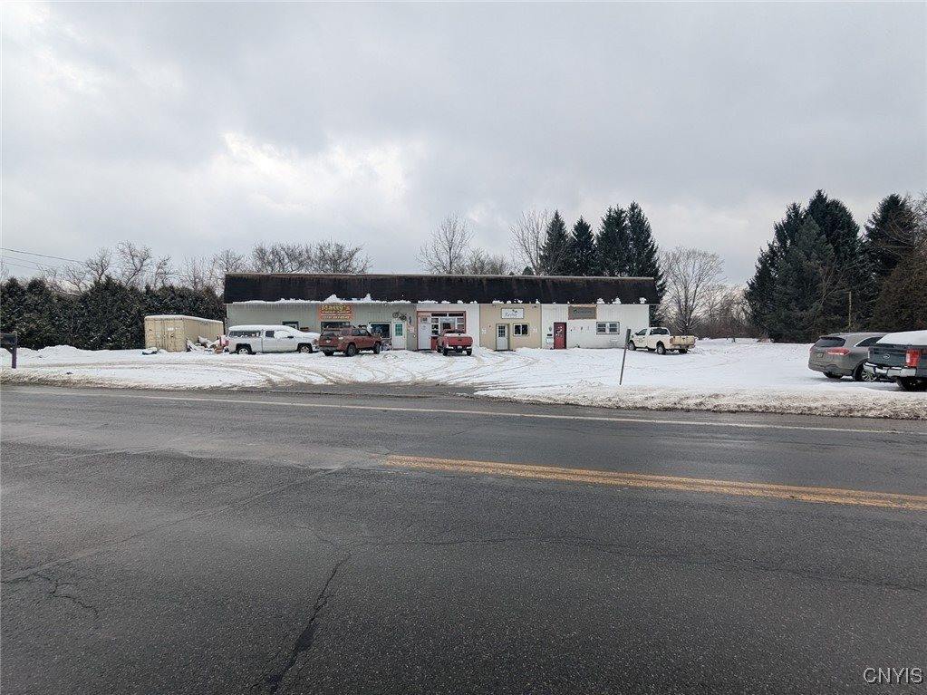 5633 State Route 31, Verona, NY 13478