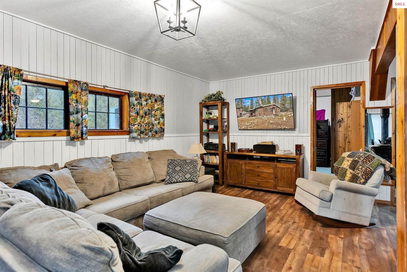 146 Donicker Road, Bonners Ferry, ID 83805