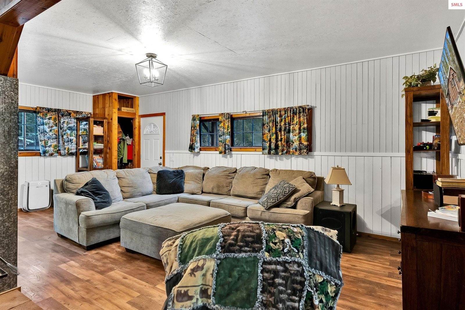 146 Donicker Road, Bonners Ferry, ID 83805