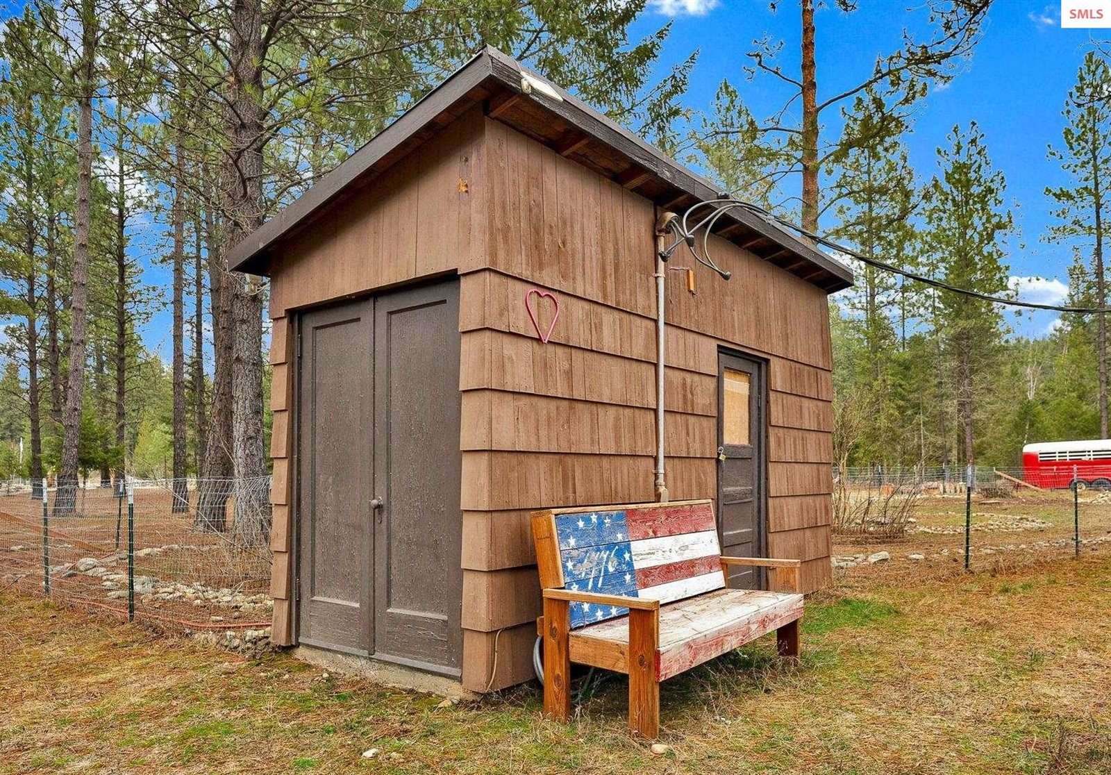 146 Donicker Road, Bonners Ferry, ID 83805