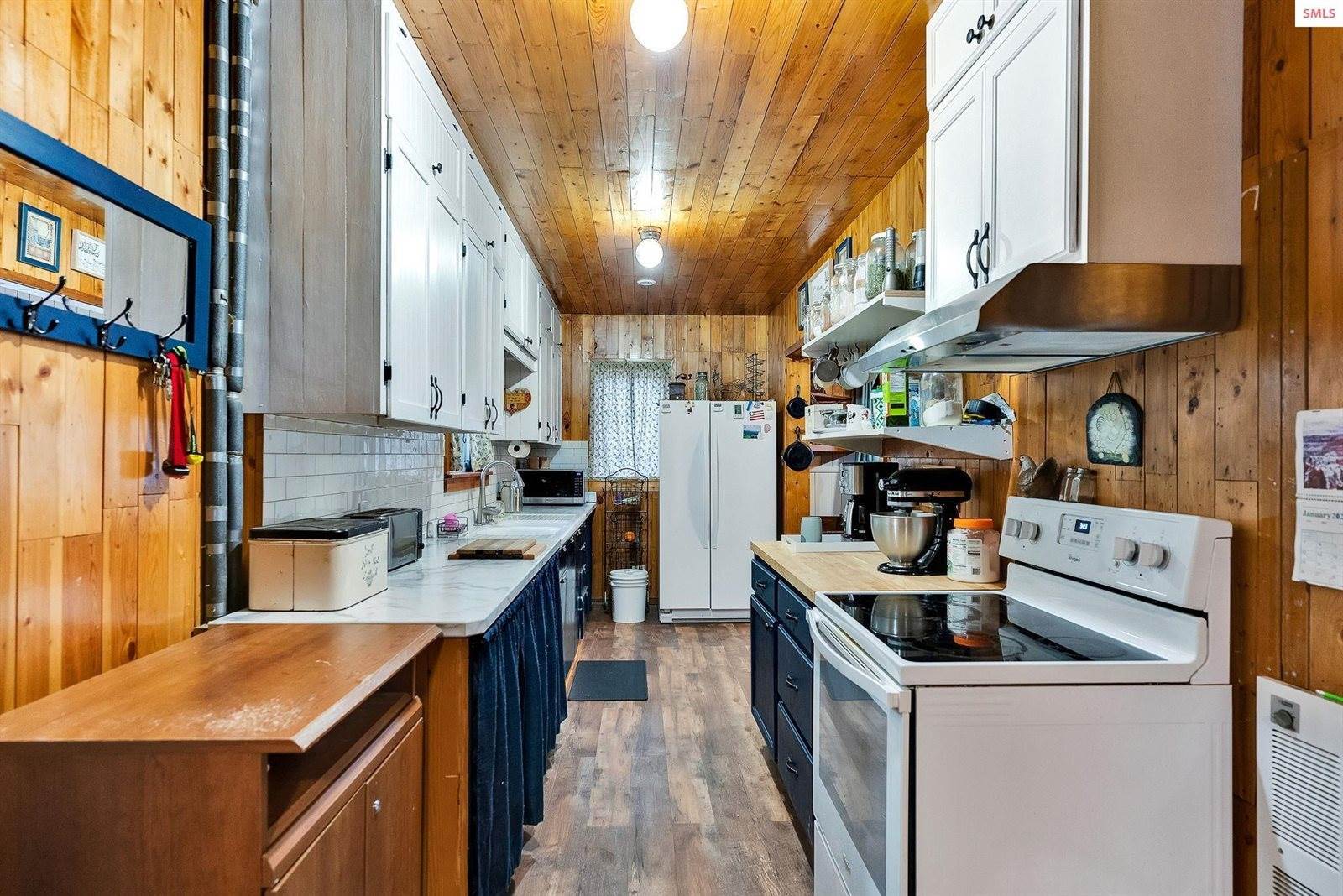 146 Donicker Road, Bonners Ferry, ID 83805