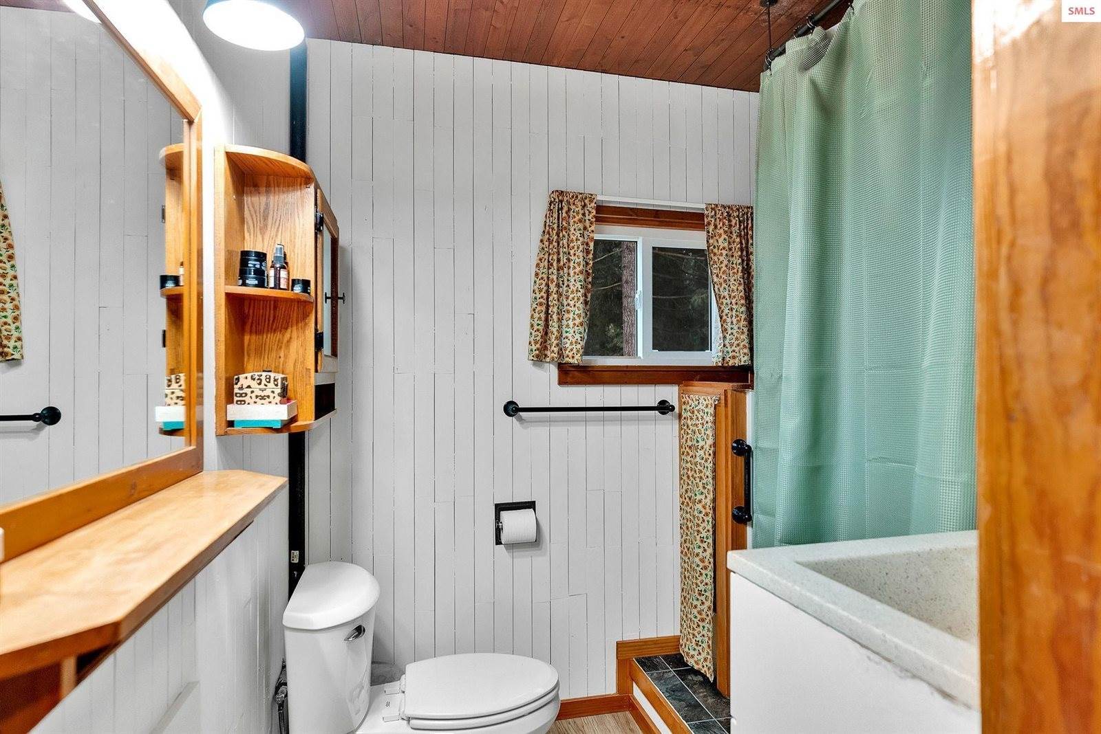 146 Donicker Road, Bonners Ferry, ID 83805