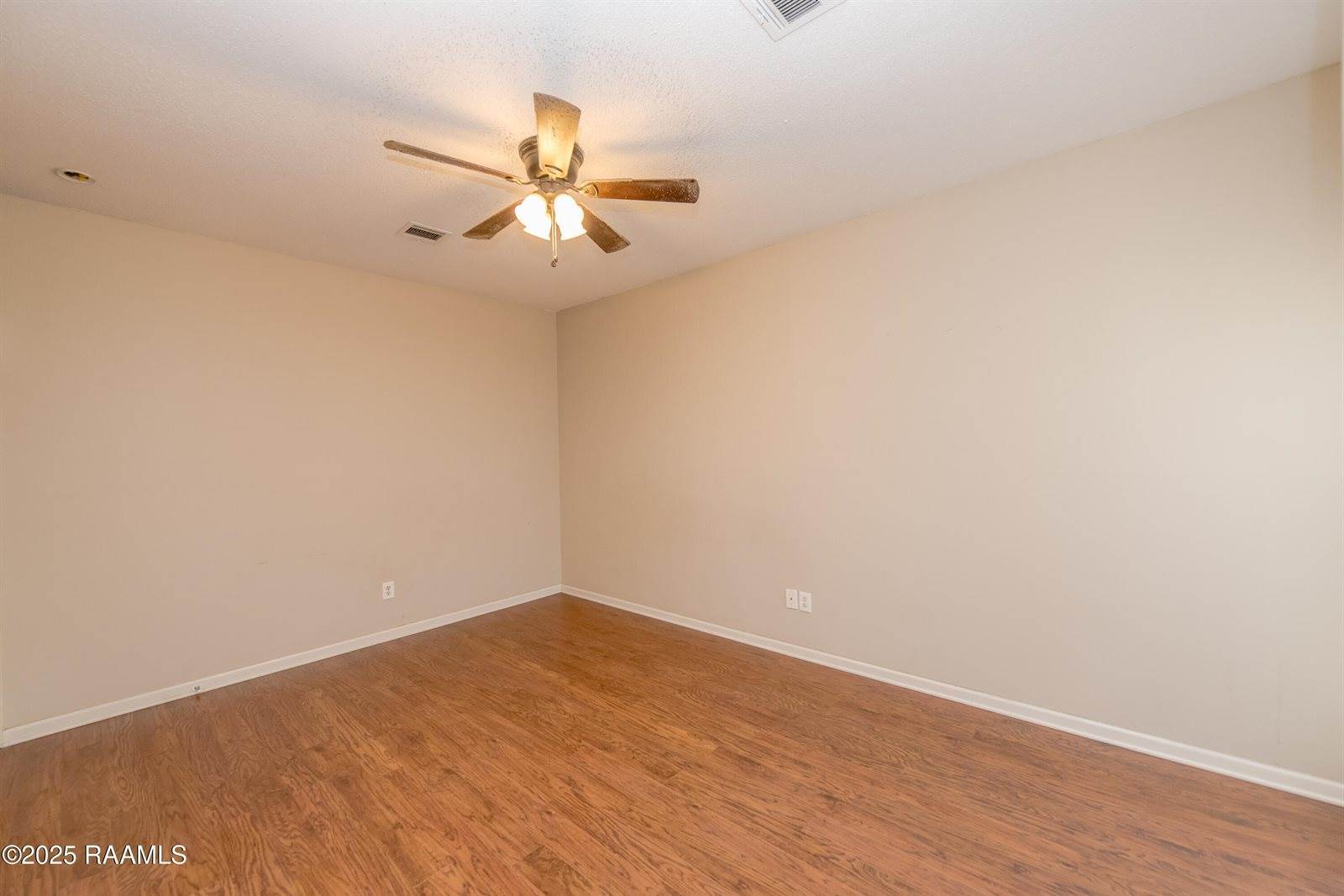 4620 West Congress Street, Apt 51, Lafayette, LA 70506