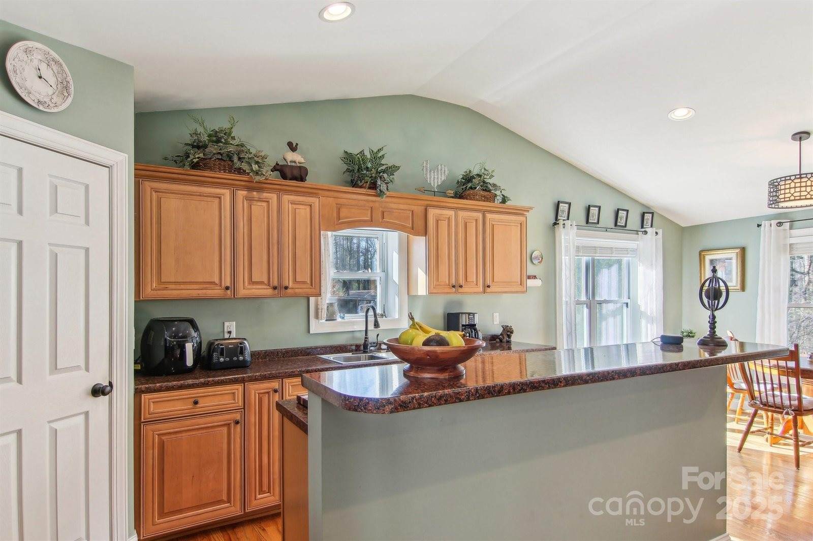 388 Fenway Circle, East Flat Rock, NC 28726