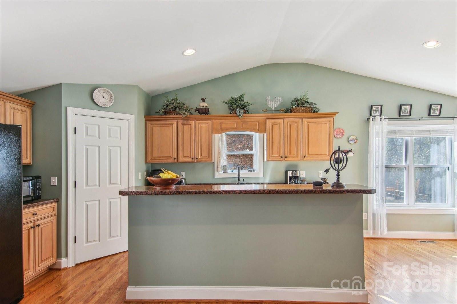 388 Fenway Circle, East Flat Rock, NC 28726
