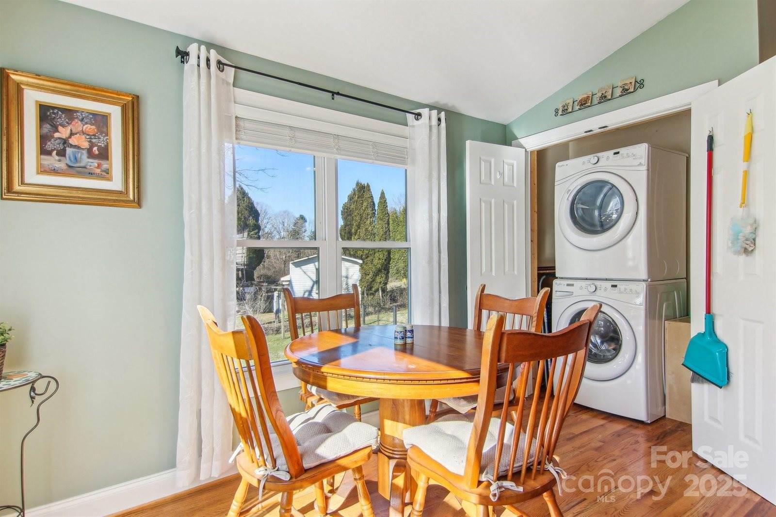 388 Fenway Circle, East Flat Rock, NC 28726