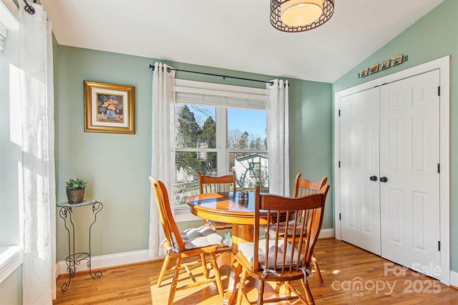 388 Fenway Circle, East Flat Rock, NC 28726
