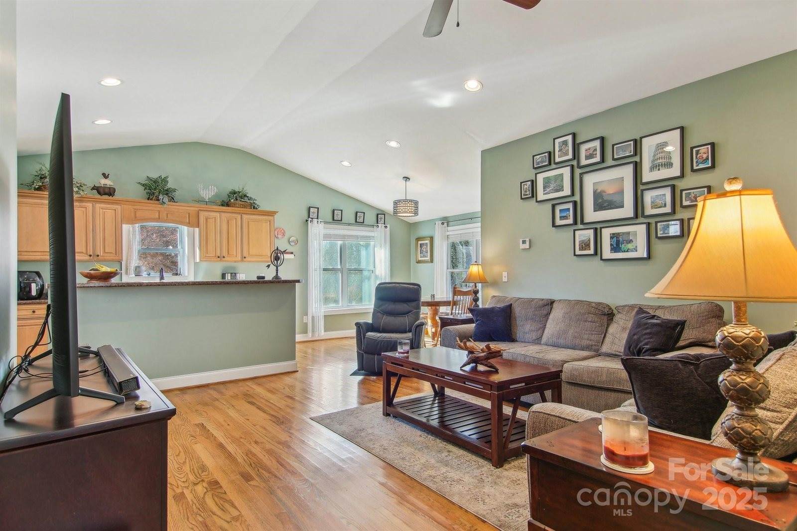 388 Fenway Circle, East Flat Rock, NC 28726