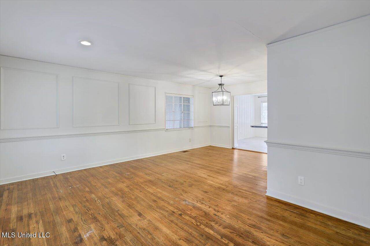 1354 Simwood Place, Jackson, MS 39211