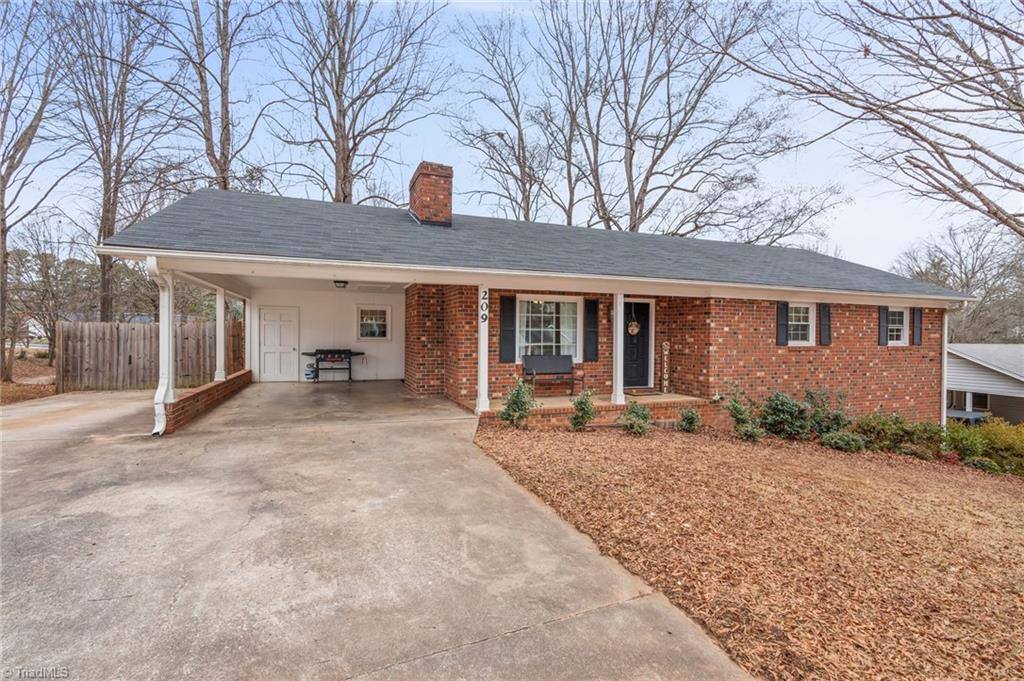 209 Sharon Lane, Randleman, NC 27317