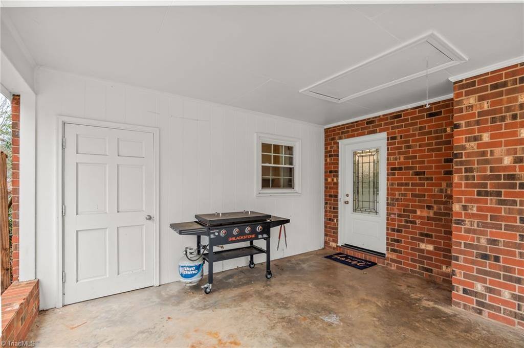 209 Sharon Lane, Randleman, NC 27317