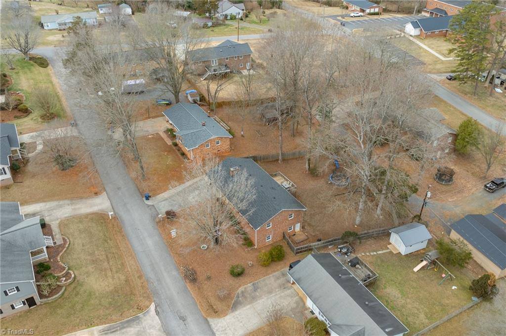 209 Sharon Lane, Randleman, NC 27317