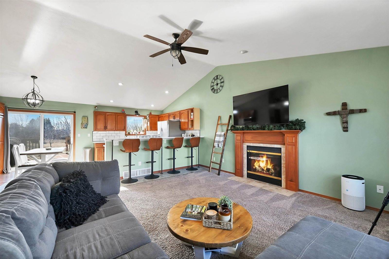 8191 Camber Lane, Pulaski, WI 54162