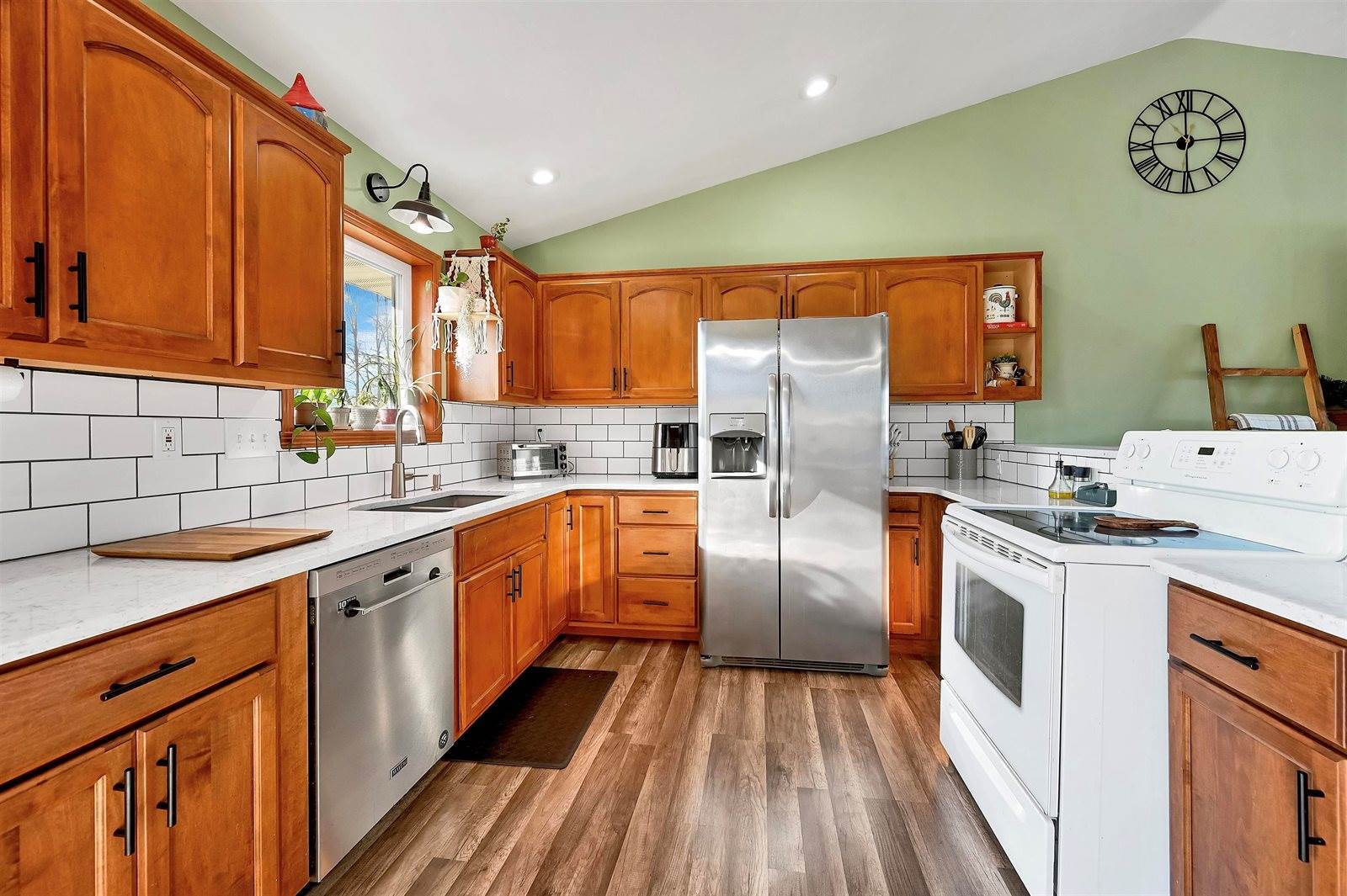 8191 Camber Lane, Pulaski, WI 54162