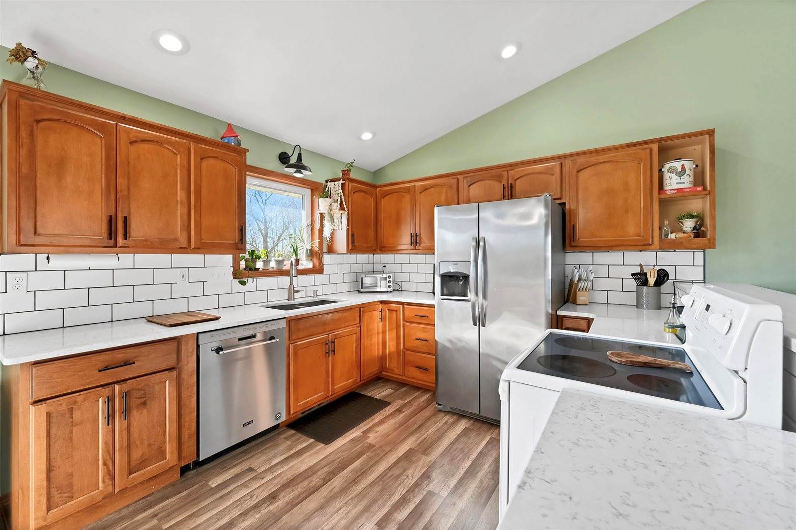 8191 Camber Lane, Pulaski, WI 54162