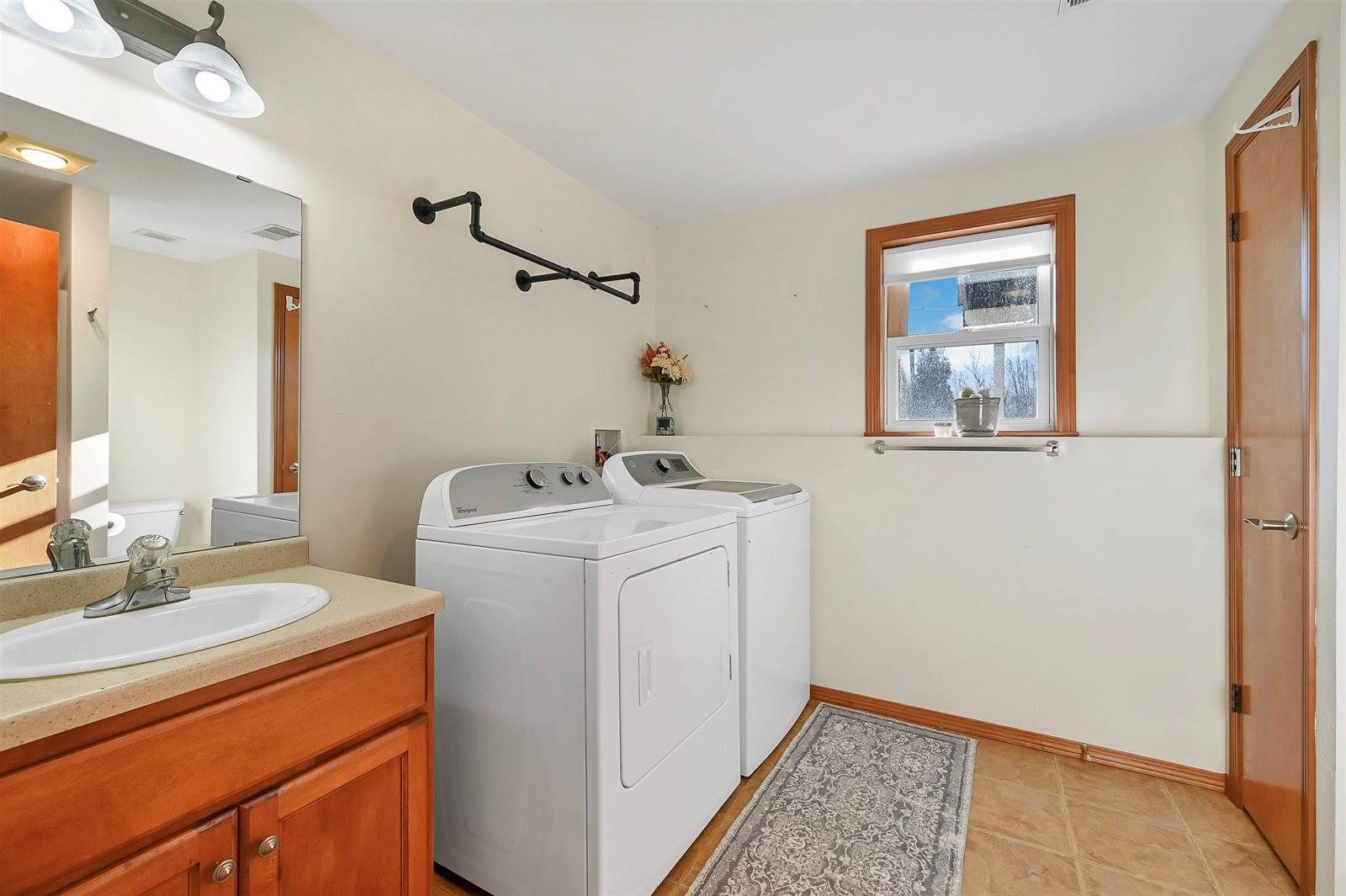 8191 Camber Lane, Pulaski, WI 54162