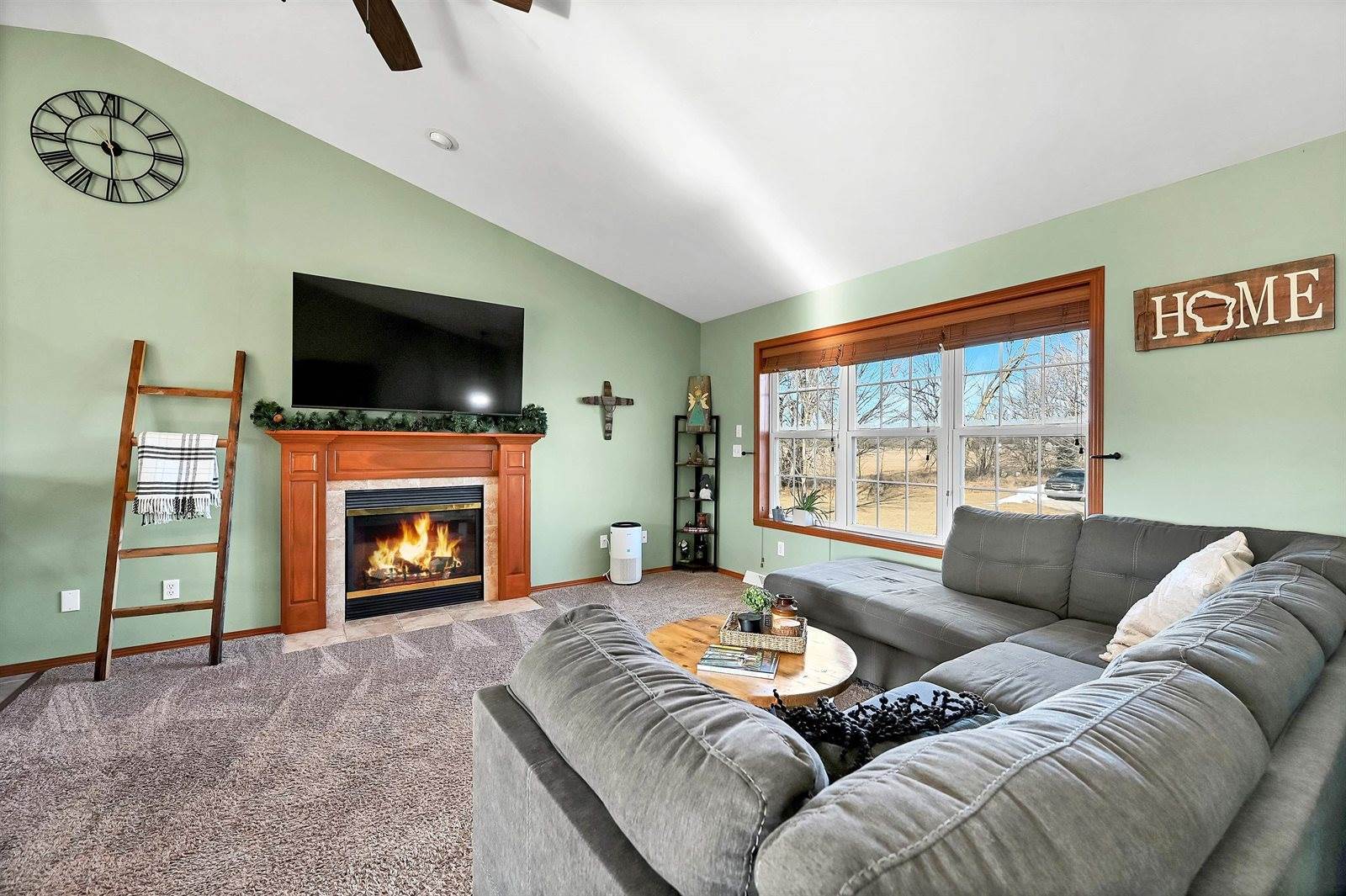 8191 Camber Lane, Pulaski, WI 54162