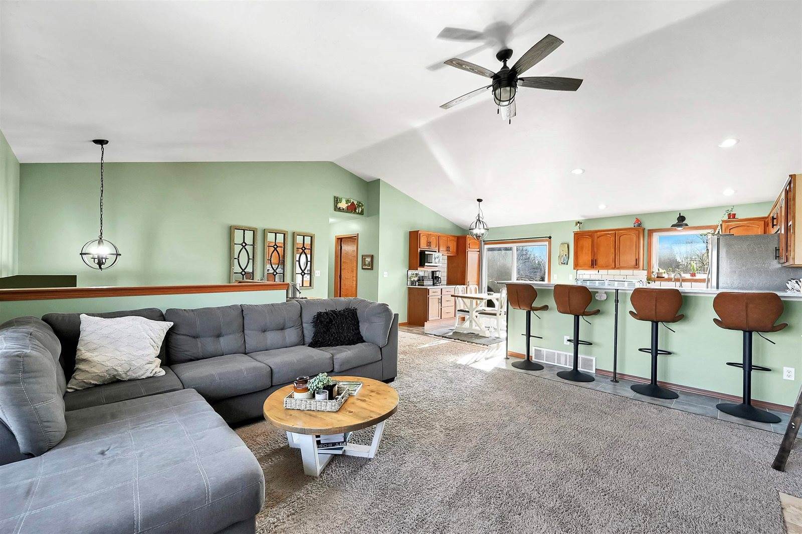 8191 Camber Lane, Pulaski, WI 54162