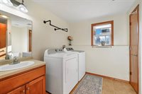 8191 Camber Lane, Pulaski, WI 54162