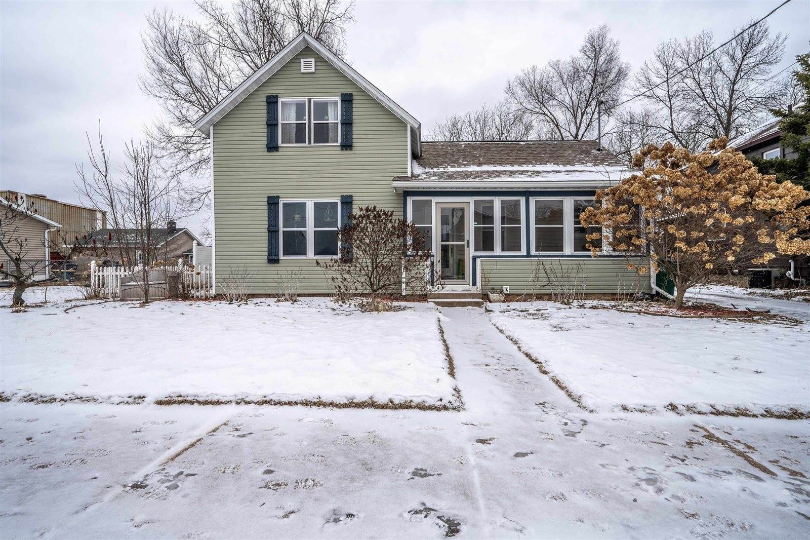 421 S 10th Avenue, Wisconsin Rapids, WI 54495