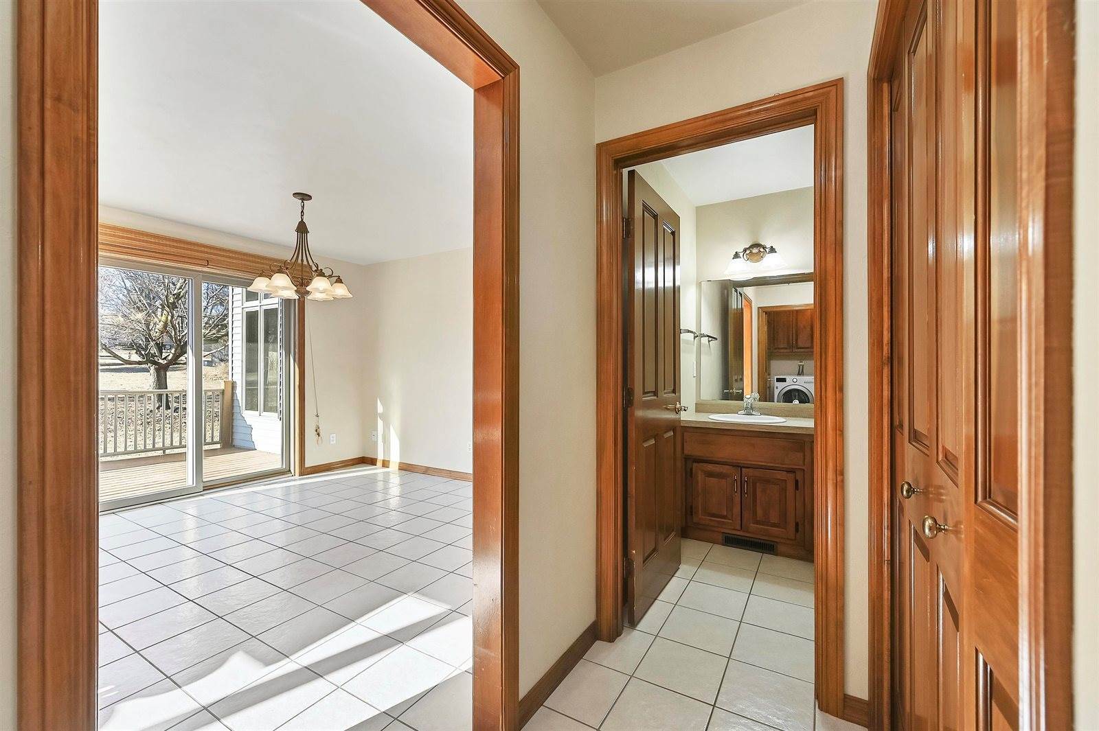 1620 Tiffany Court, De Pere, WI 54115