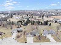 1620 Tiffany Court, De Pere, WI 54115