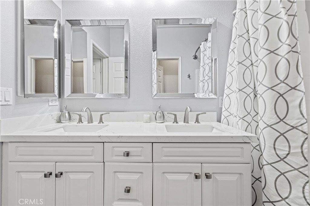 24096 Avocado Lane, Valencia, CA 91354