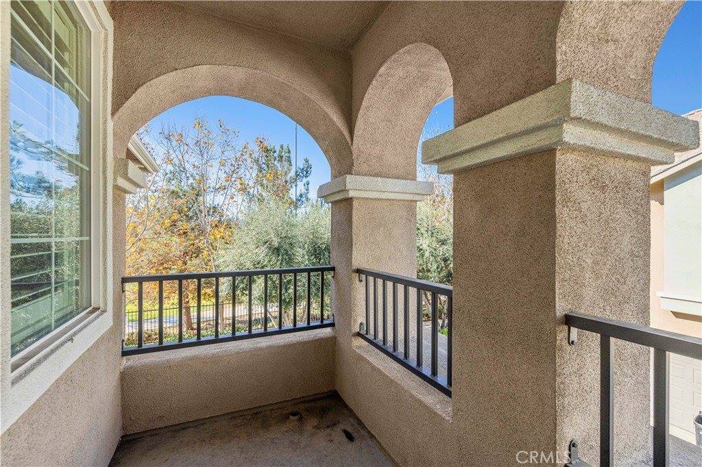 24096 Avocado Lane, Valencia, CA 91354