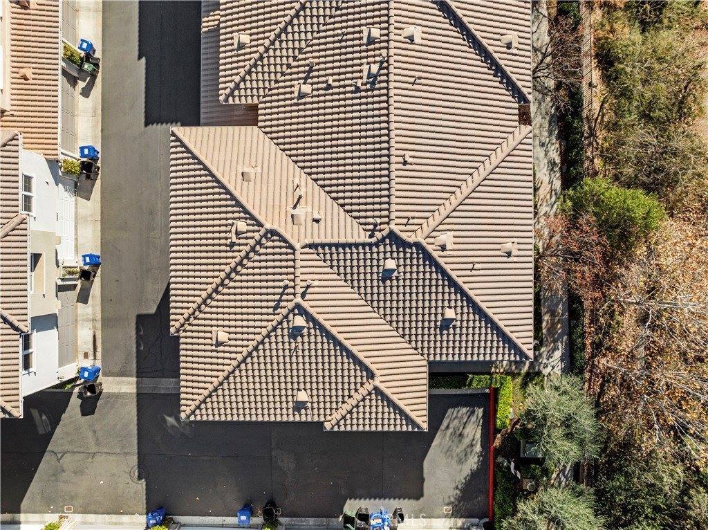 24096 Avocado Lane, Valencia, CA 91354