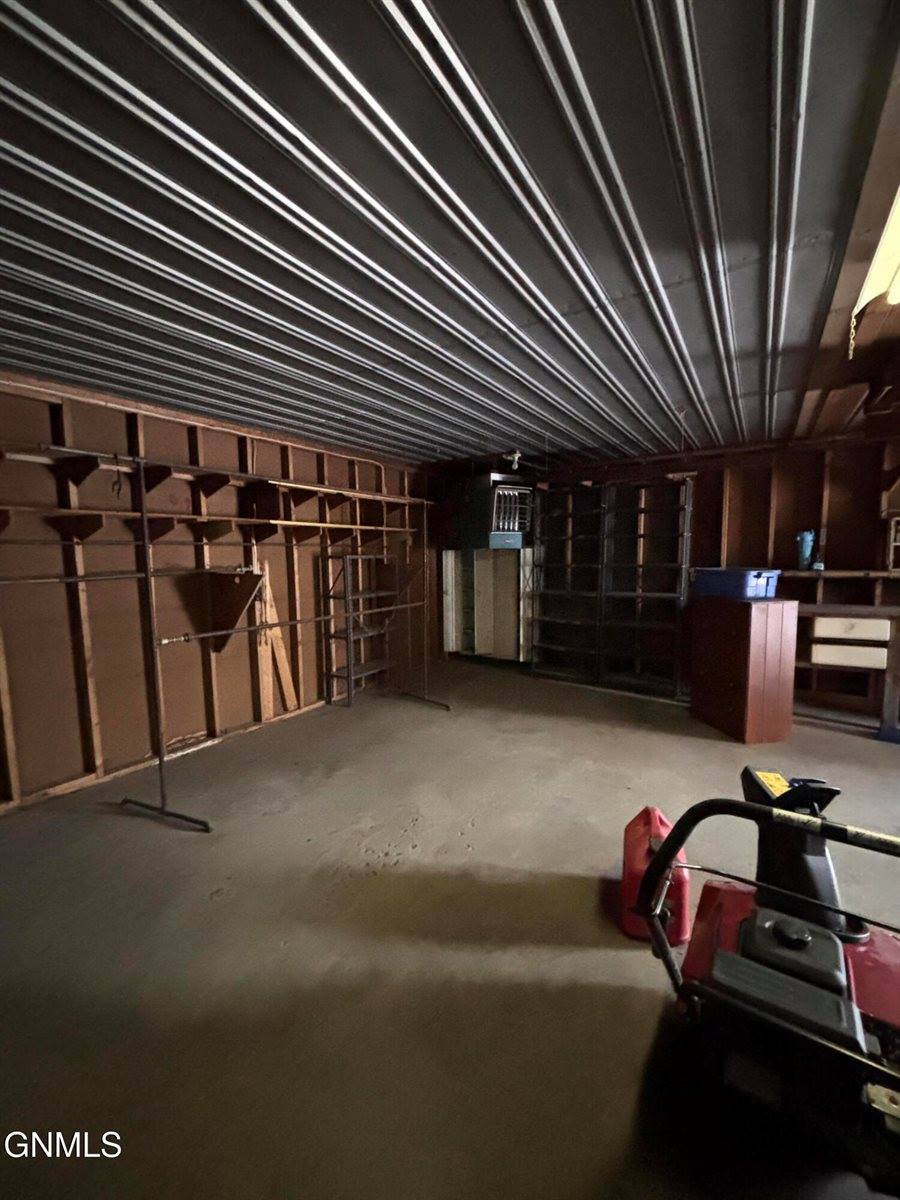 328 20th Street East, Williston, ND 58801