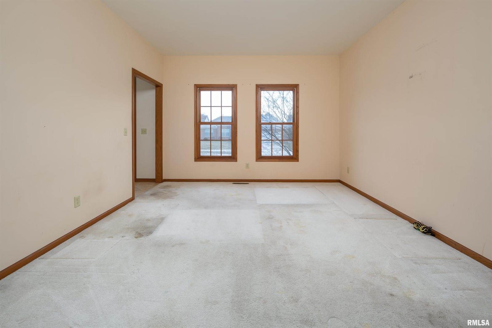 1600 East 5TH Street, Coal Valley, IL 61240