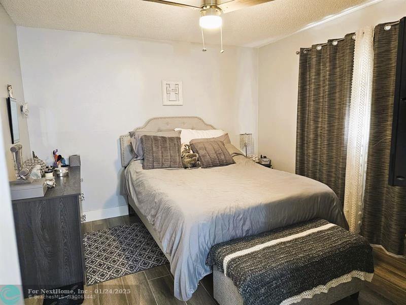 251 Palm Cir W 108, Pembroke Pines, FL 33025