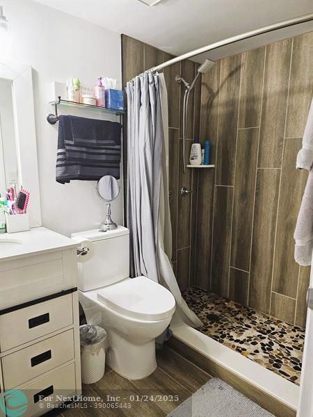 251 Palm Cir W 108, Pembroke Pines, FL 33025