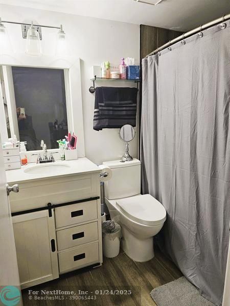 251 Palm Cir W 108, Pembroke Pines, FL 33025