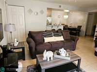 251 Palm Cir W 108, Pembroke Pines, FL 33025