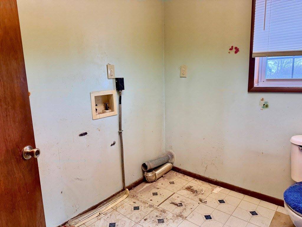 133 Phillips Ct, Loudonville, OH 44842