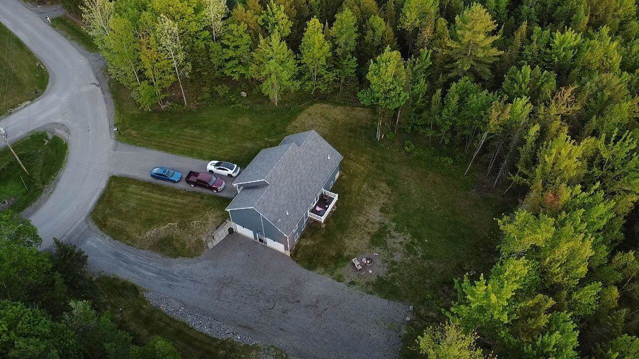 94 St Louis Avenue, Hermon, ME 04401