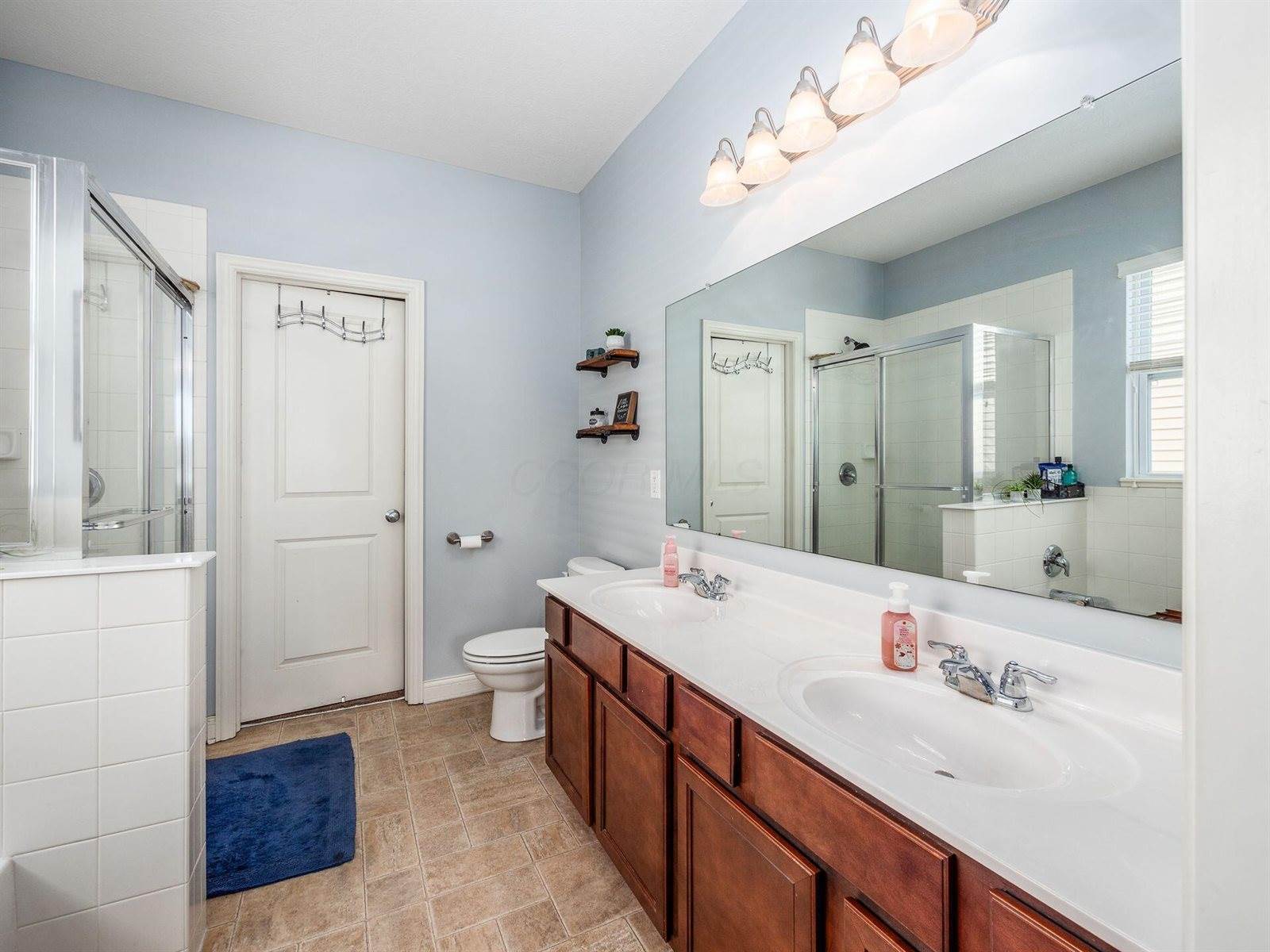 4475 Pebble Beach Drive, Grove City, OH 43123