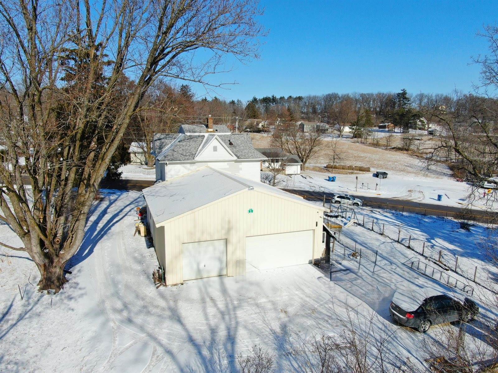 931 E Decker St, Viroqua, WI 54665