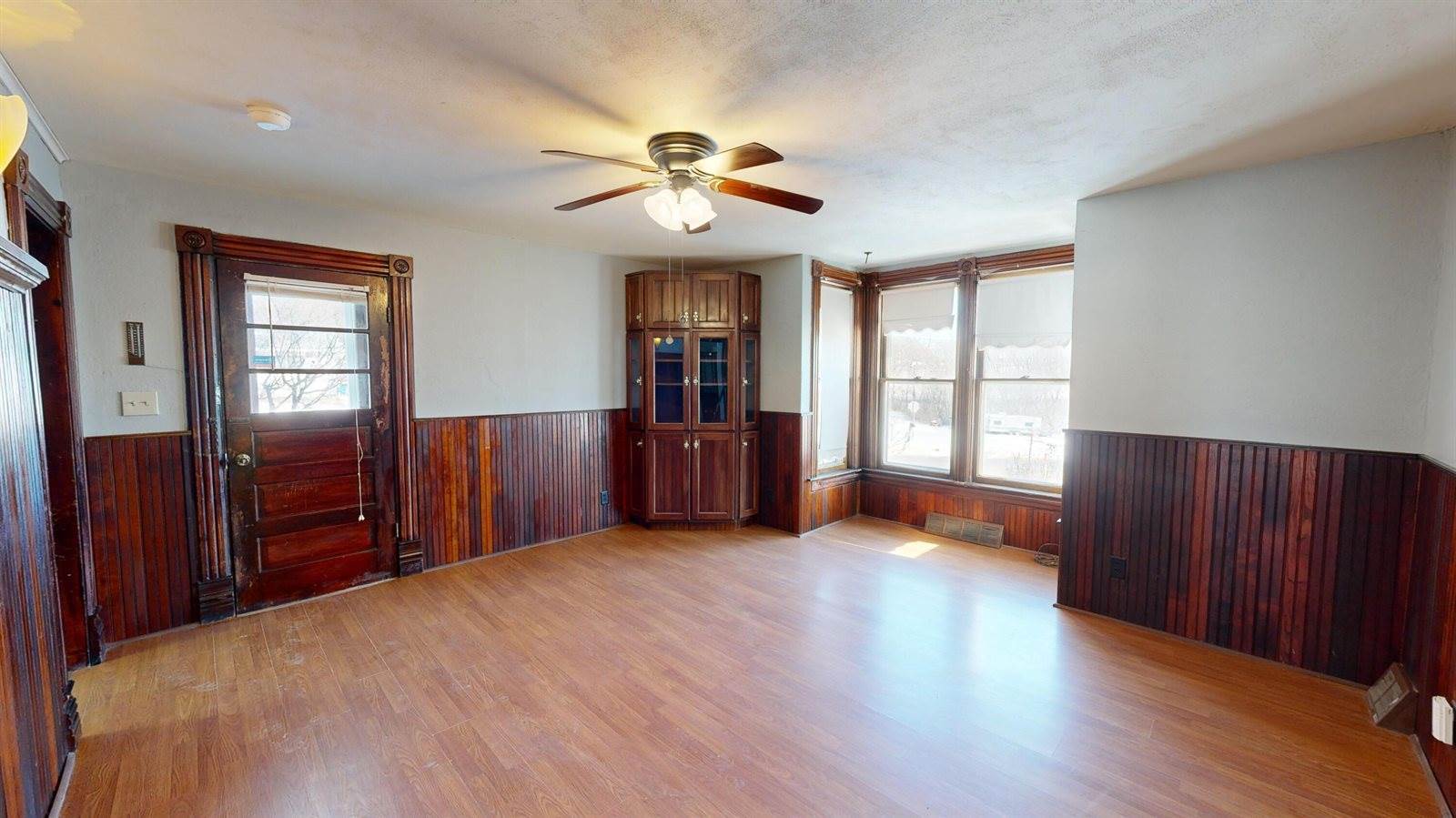 931 E Decker St, Viroqua, WI 54665