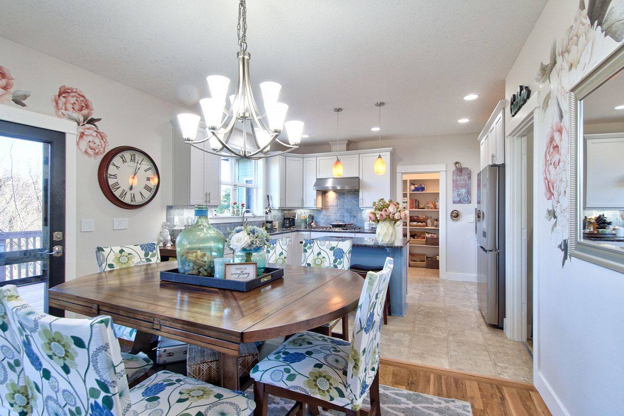 800 East Buttercup St, Yamhill, OR 97148