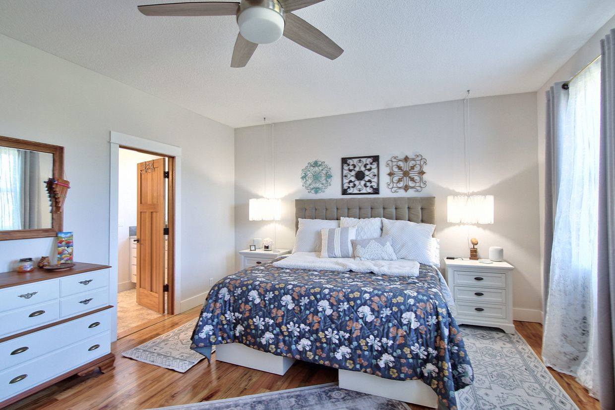 800 East Buttercup St, Yamhill, OR 97148