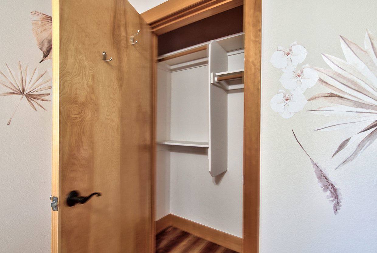 800 East Buttercup St, Yamhill, OR 97148