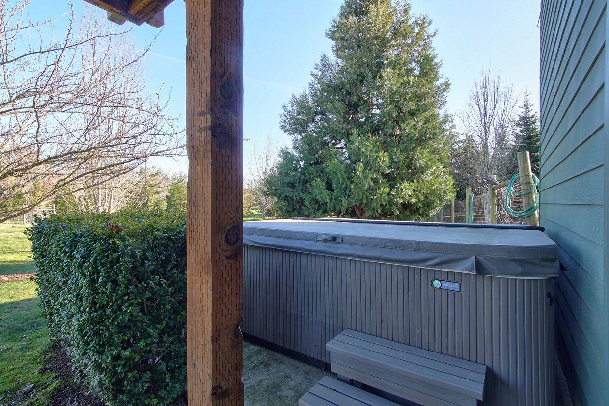 800 East Buttercup St, Yamhill, OR 97148