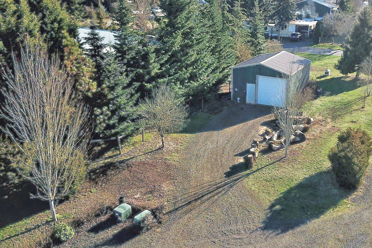 800 East Buttercup St, Yamhill, OR 97148