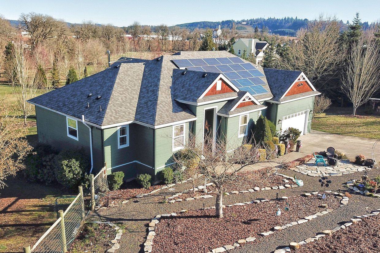 800 East Buttercup St, Yamhill, OR 97148