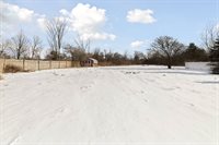 4173 South Belsay Road, Burton, MI 48519