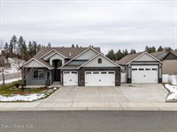 11273 North Emerald Dr, Hayden, ID 83835